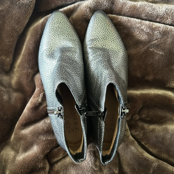 Naturalizer Women's Blair Silver Leather Ankle Boots N2315 Size 7 - Picture 3 of 3